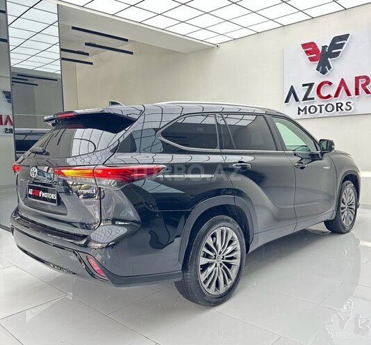 Toyota Highlander 2023, 34,000 km - 2.5 l - Bakı