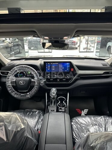 Toyota Highlander 2023, 34,000 km - 2.5 l - Bakı