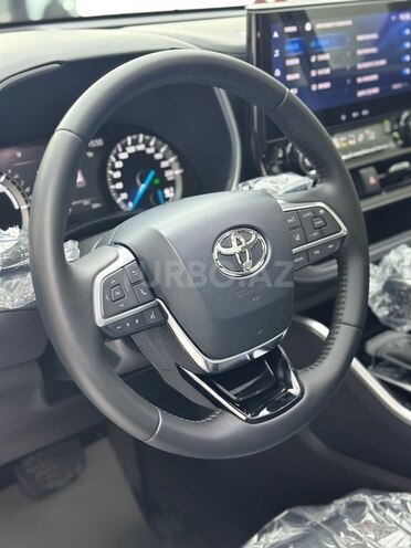 Toyota Highlander 2023, 34,000 km - 2.5 l - Bakı