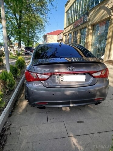 Hyundai Sonata 2012, 181,000 km - 2.0 l - Quba
