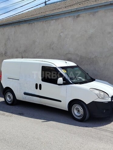 Fiat Doblo 2011, 220,000 km - 1.6 l - Bakı