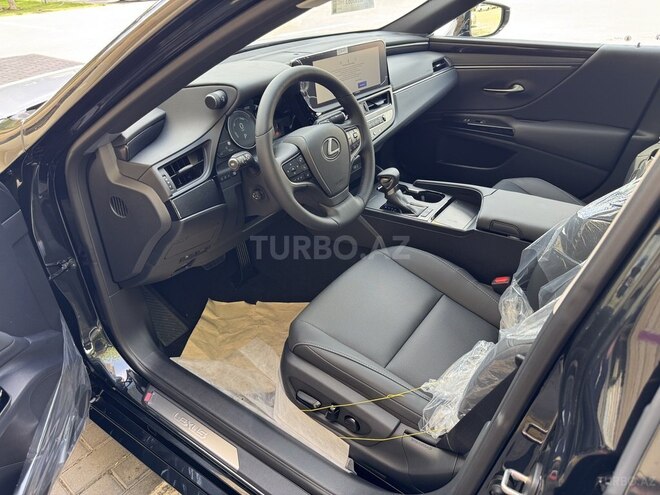 Lexus ES 300h-9