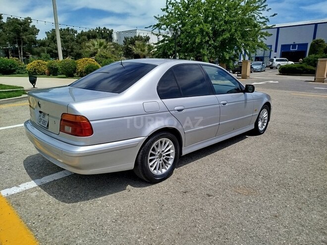 BMW 525 2002, 320,000 km - 2.5 l - Bakı