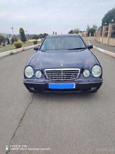 Mercedes E 240 1999, 261,000 km - 2.4 л - Bakı