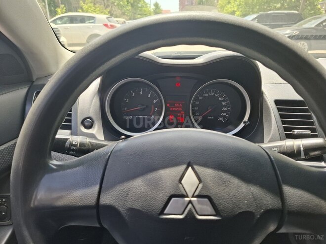 Mitsubishi Lancer 2010, 250,000 km - 2.0 l - Bakı