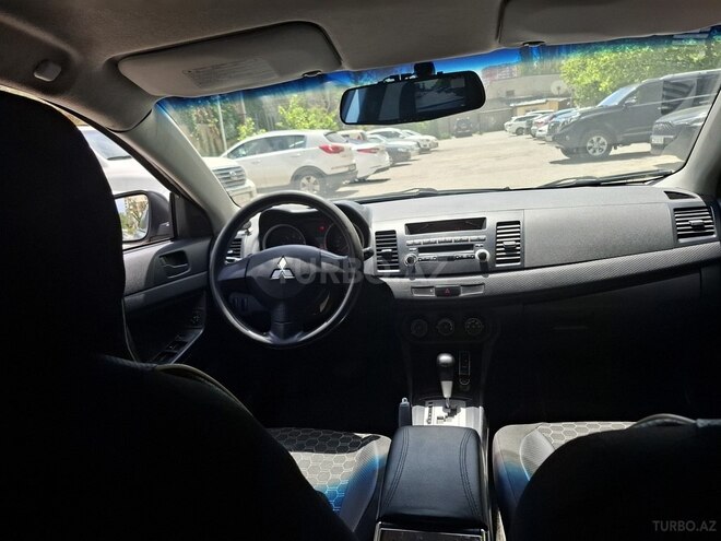 Mitsubishi Lancer 2010, 250,000 km - 2.0 l - Bakı