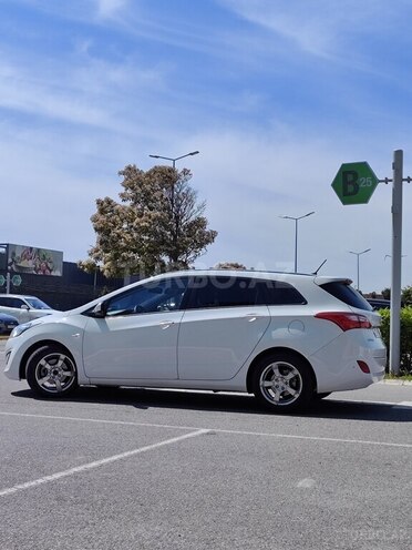 Hyundai i30 2014, 240,000 km - 1.6 l - Bakı
