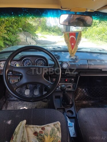 LADA (VAZ) 2106 2001, 80,000 km - 1.6 л - Quba