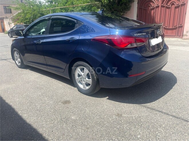 Hyundai Elantra 2015, 198,000 km - 1.8 л - Bakı