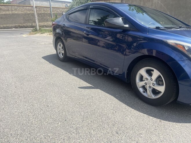 Hyundai Elantra 2015, 198,000 km - 1.8 л - Bakı