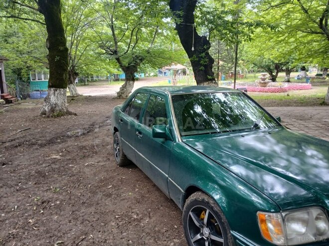 Mercedes E 200 d 1993, 240,000 km - 2.0 l - Masallı