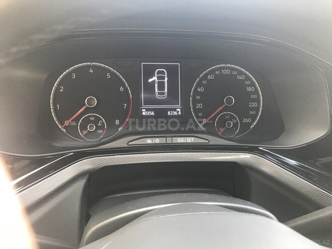 Volkswagen Polo 2021, 40,000 km - 1.6 л - Bakı