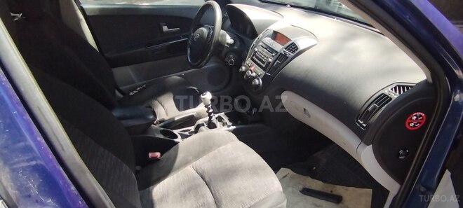 Kia Ceed 2007, 350,000 km - 1.6 l - Biləsuvar