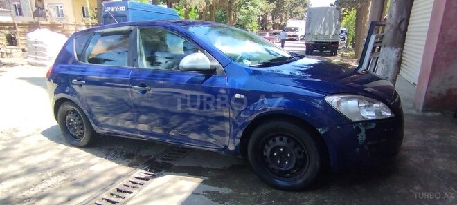 Kia Ceed 2007, 350,000 km - 1.6 l - Biləsuvar
