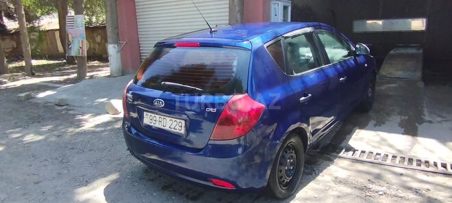 Kia Ceed 2007, 350,000 km - 1.6 l - Biləsuvar