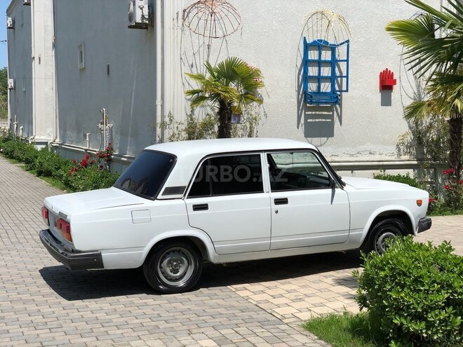 LADA (VAZ) 2107 2003, 60,000 km - 1.6 l - Astara