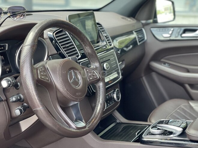 Mercedes GLS 450 4MATIC-9