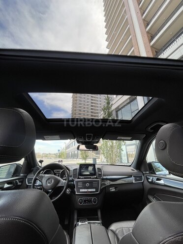 Mercedes GLS 450 4MATIC-16