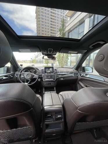 Mercedes GLS 450 4MATIC-12
