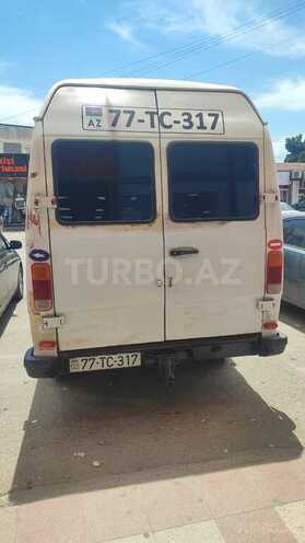 Mercedes 208 D 1994, 200,000 km - 2.5 л - Bakı