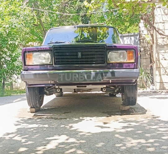 LADA (VAZ) 2107 2002, 70,000 km - 1.6 l - Salyan