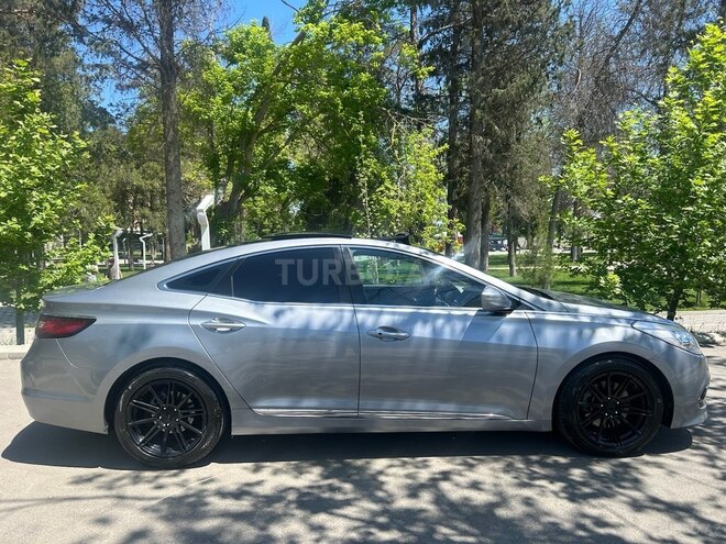 Hyundai Grandeur 2015, 250,000 km - 2.2 л - Bakı