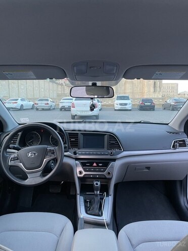 Hyundai Elantra 2017, 75,000 km - 2.0 л - Bakı