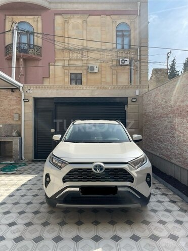 Toyota RAV4 2022, 105,000 km - 2.5 l - Bakı