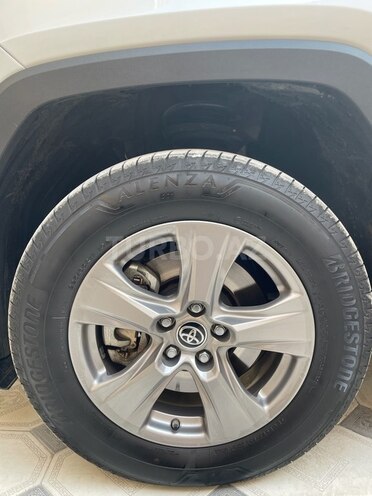 Toyota RAV4 2022, 105,000 km - 2.5 l - Bakı