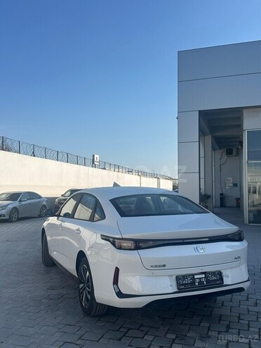 Changan Qiyuan A05 2025, 0 km - 1.5 л - Bakı