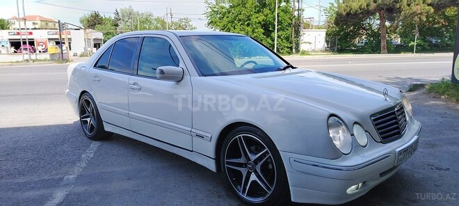 Mercedes E 240 1999, 390,020 km - 2.4 l - Bakı