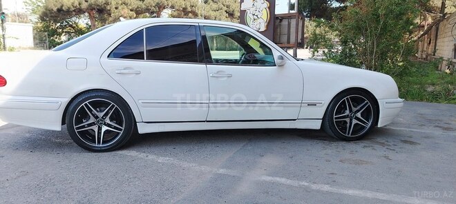 Mercedes E 240 1999, 390,020 km - 2.4 l - Bakı