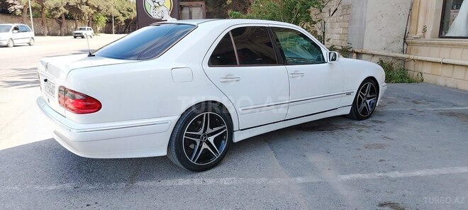 Mercedes E 240 1999, 390,020 km - 2.4 l - Bakı