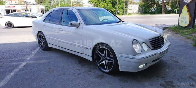 Mercedes E 240 1999, 390,020 km - 2.4 l - Bakı