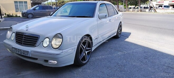 Mercedes E 240 1999, 390,020 km - 2.4 l - Bakı