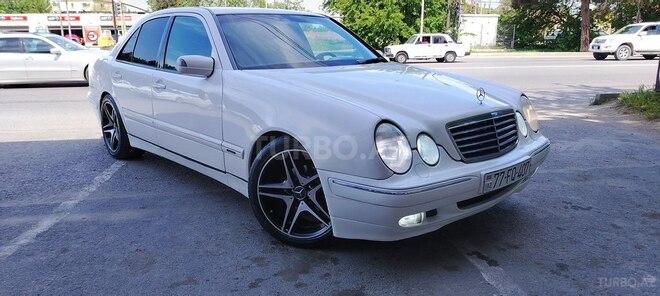 Mercedes E 240 1999, 390,020 km - 2.4 l - Bakı