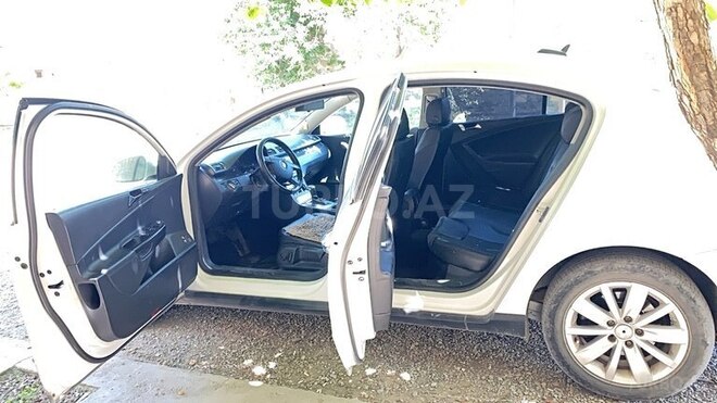 Volkswagen Passat 2006, 348,679 km - 2.0 l - Şəmkir