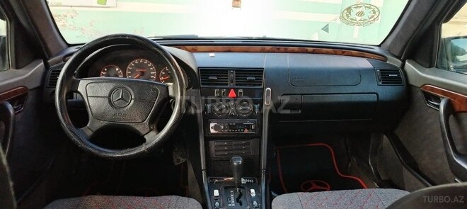 Mercedes C 200 1996, 327,123 km - 2.0 л - Bakı