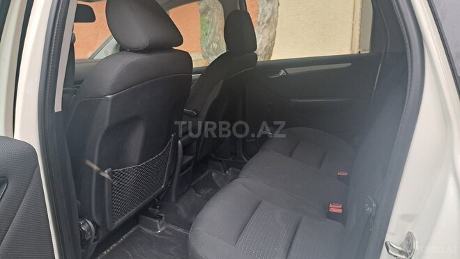 Mercedes B 180 2010, 95,000 km - 1.7 л - Sumqayıt