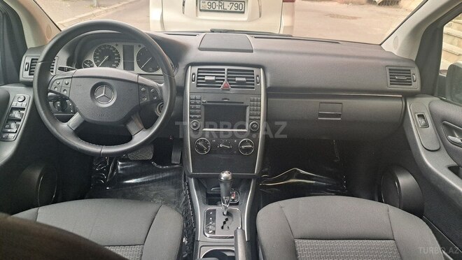 Mercedes B 180 2010, 95,000 km - 1.7 л - Sumqayıt