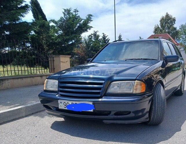Mercedes C 200 2000, 250,000 km - 2.0 л - Bakı