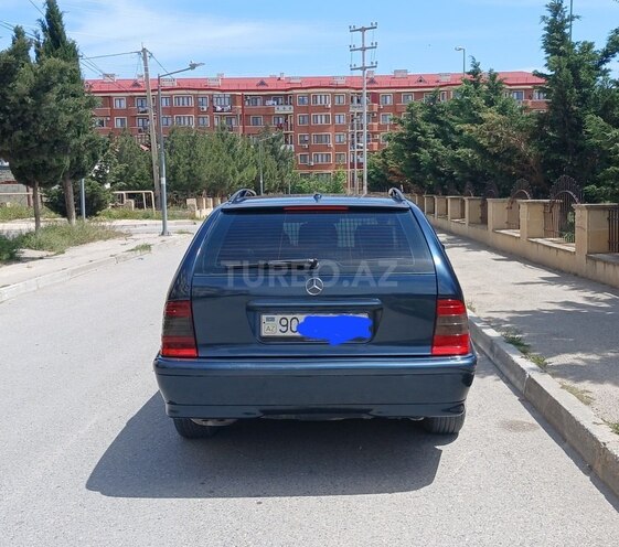 Mercedes C 200 2000, 250,000 km - 2.0 л - Bakı