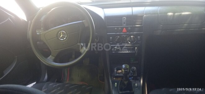 Mercedes C 180 1999, 328,806 km - 1.8 л - Mingəçevir