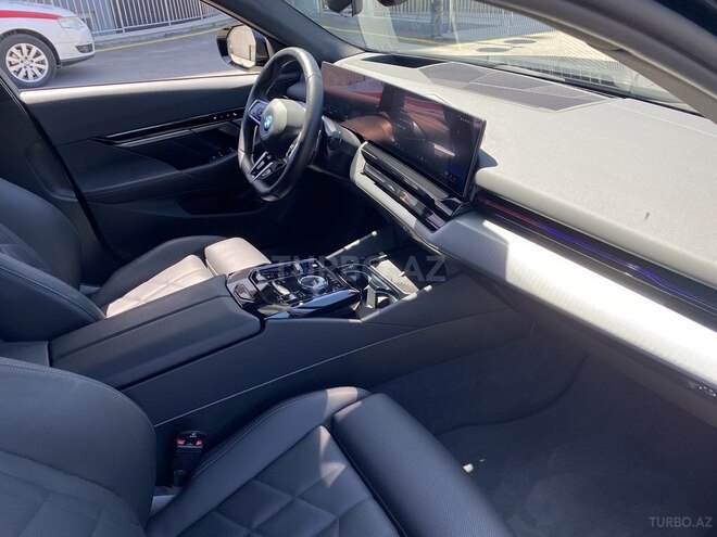 BMW 530e 2024, 15,000 km - 2.0 l - Bakı