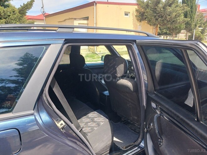Mercedes C 200 2000, 250,000 km - 2.0 л - Bakı