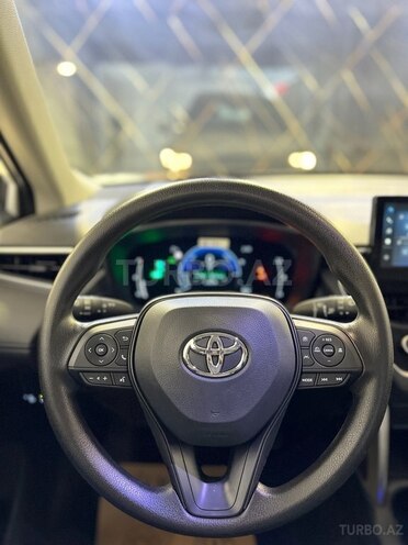 Toyota Corolla Cross-13