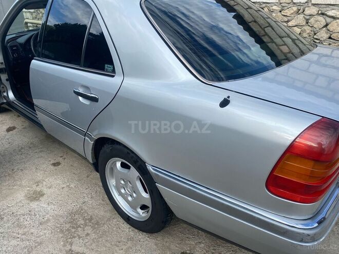 Mercedes C 180 1996, 500,000 km - 1.8 l - Qazax
