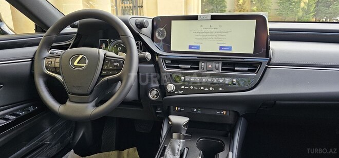 Lexus ES 300h 2025, 0 km - 2.5 l - Bakı