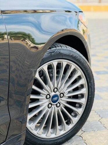 Ford Fusion (North America) 2014, 300,000 km - 2.0 л - Bakı