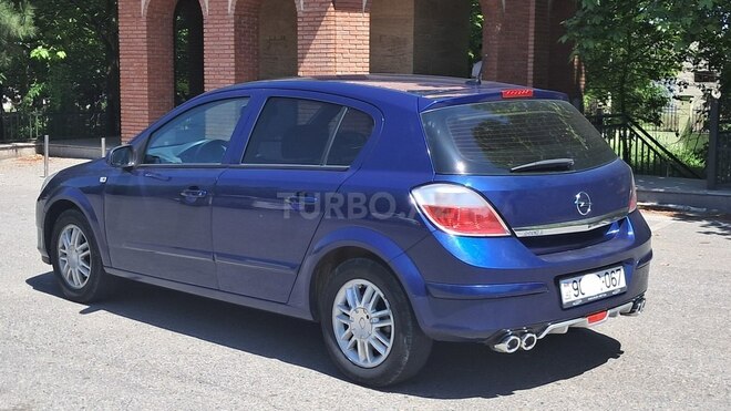 Opel Astra 2005, 320,000 km - 1.4 l - Bakı
